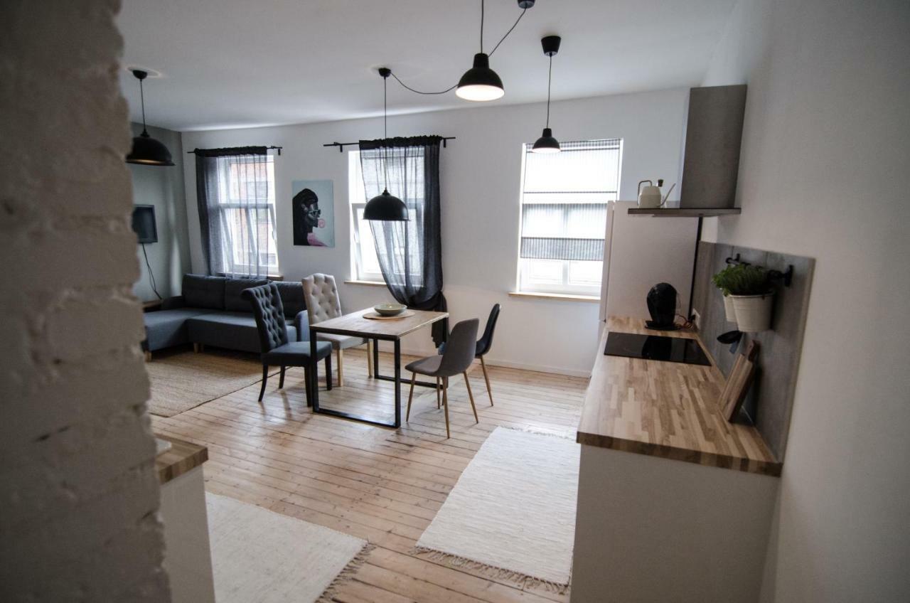 Frankenstein Girl Apartment Liepāja Екстериор снимка