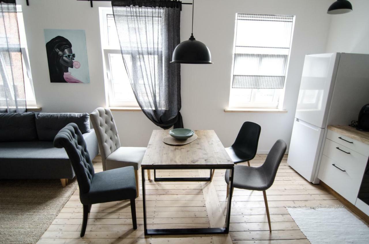 Frankenstein Girl Apartment Liepāja Екстериор снимка